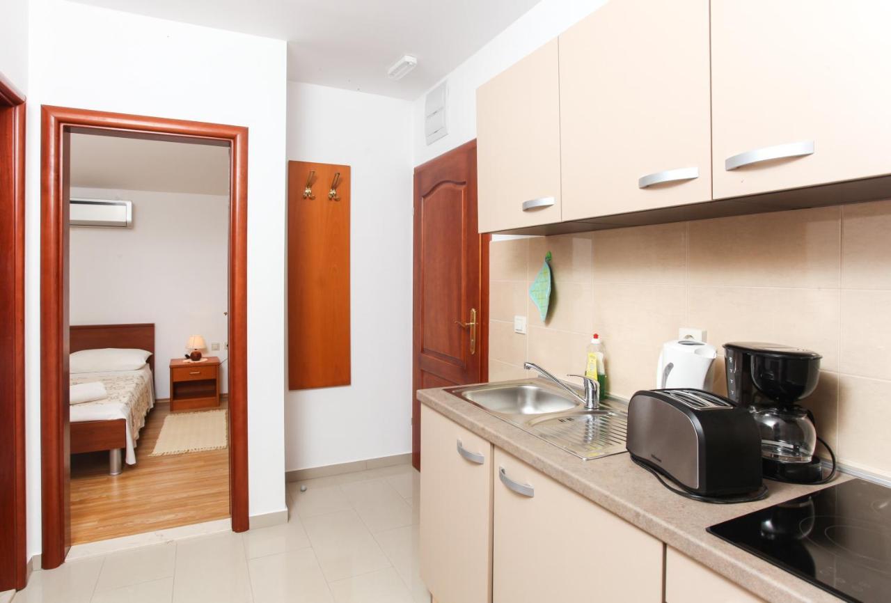 Apartments Ana Lopud ภายนอก รูปภาพ