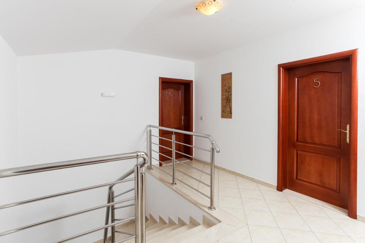 Apartments Ana Lopud ภายนอก รูปภาพ