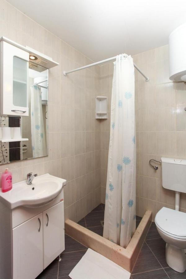 Apartments Ana Lopud ภายนอก รูปภาพ
